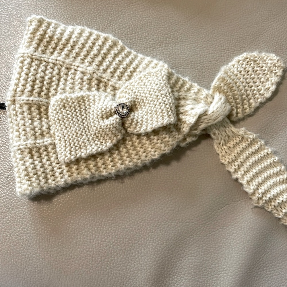 New woven headband winter warm cream bling acrylic tie back